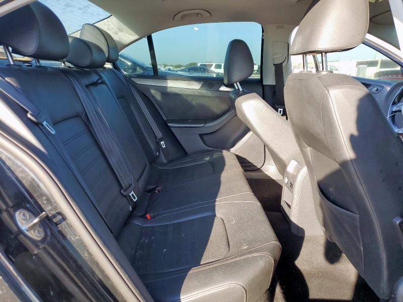 3VWLX7AJ2DM374070 - 2013 VOLKSWAGEN JETTA SEL შავი ფოტო 10