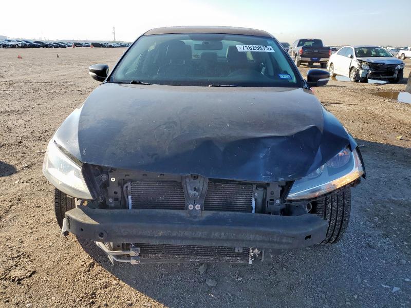 3VWLX7AJ2DM374070 - 2013 VOLKSWAGEN JETTA SEL შავი ფოტო 5