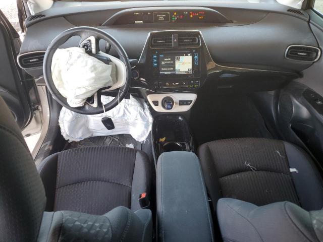 JTDKARFP2H3020498 - 2017 TOYOTA PRIUS PRIM 棕色 照片 8