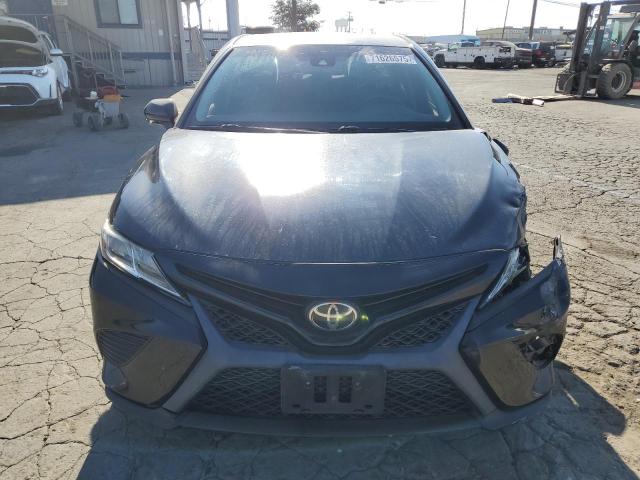 4T1B11HK7JU524432 - 2018 TOYOTA CAMRY L 黑色 照片 5