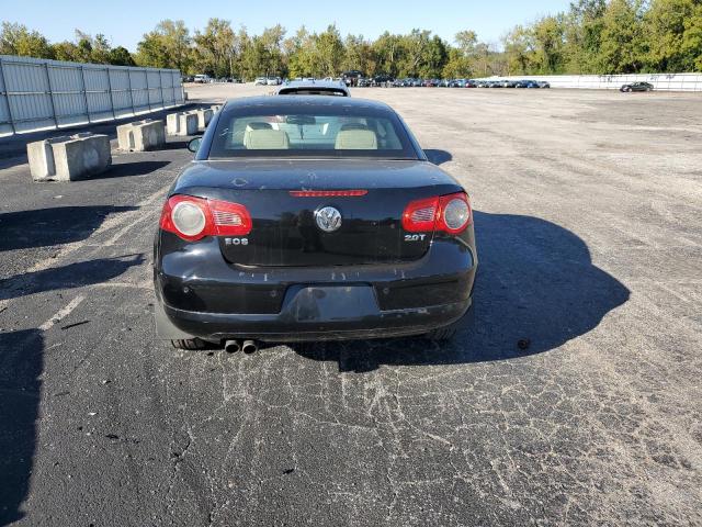 WVWFA71F08V044422 - 2008 VOLKSWAGEN EOS LUX 黑色 照片 6
