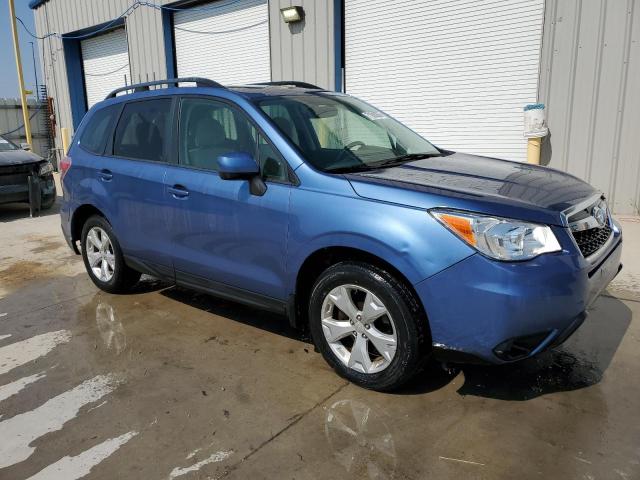 JF2SJADC5GH458792 - 2016 SUBARU FORESTER 2.5I PREMIUM Көк фото 4
