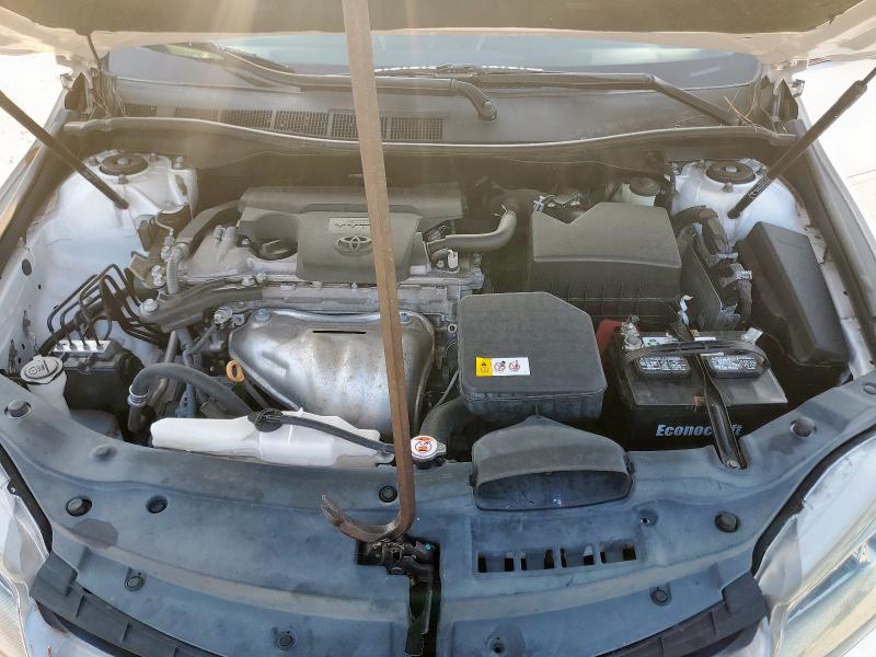 4T1BF1FK1HU401899 - 2017 TOYOTA CAMRY LE WHITE photo 11