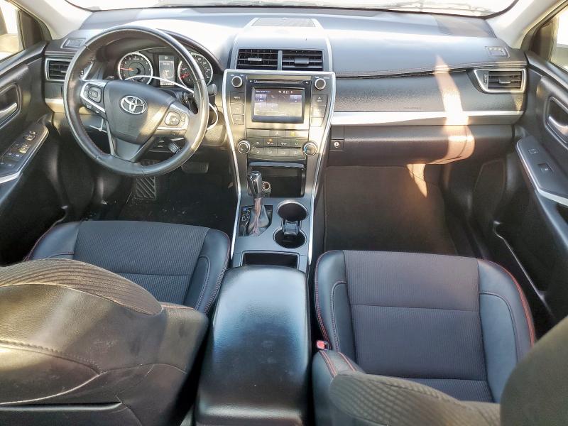 4T1BF1FK1HU401899 - 2017 TOYOTA CAMRY LE WHITE photo 8