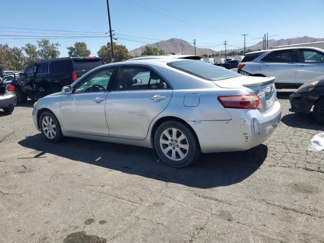 4T4BE46K09R064573 - 2009 TOYOTA CAMRY BASE SILVER photo 2