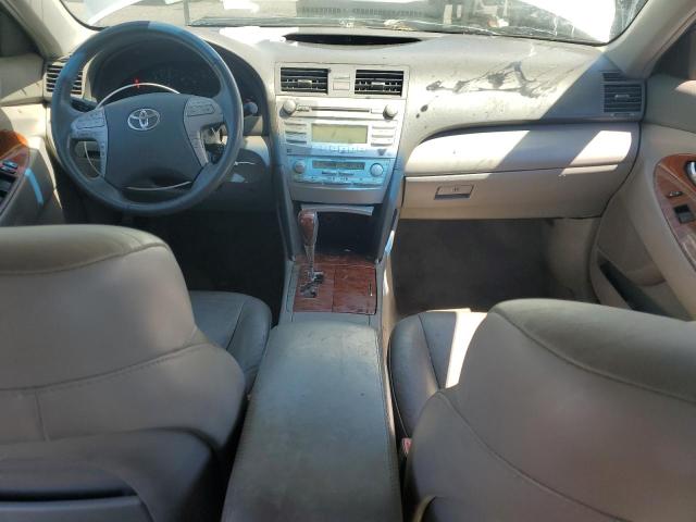 4T4BE46K09R064573 - 2009 TOYOTA CAMRY BASE SILVER photo 8