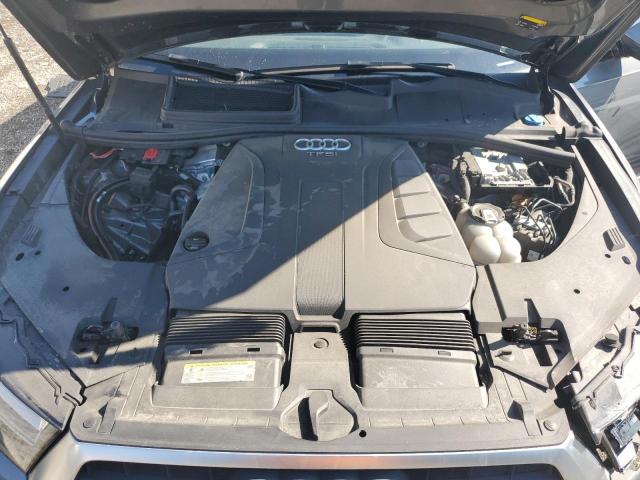 WA1LHAF77JD017172 - 2018 AUDI Q7 PREMIUM PLUS Серый фото 12