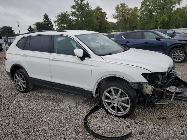 3VV3B7AXXKM021547 - 2019 VOLKSWAGEN TIGUAN SE 白色 照片 4