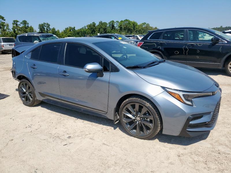 5YFS4MCE5RP212486 - 2024 TOYOTA COROLLA SE 蓝色 照片 4