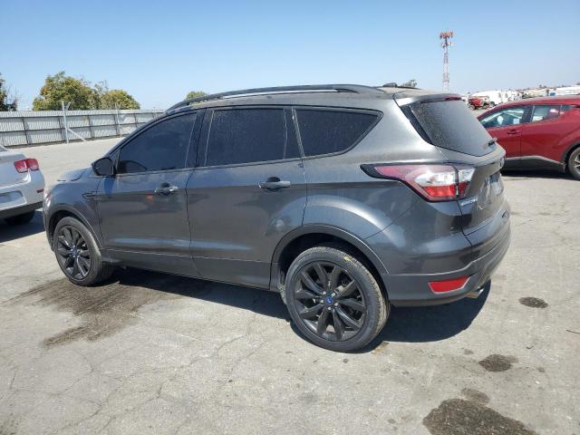 1FMCU0GD1JUA24064 - 2018 FORD ESCAPE SE CHARCOAL photo 2