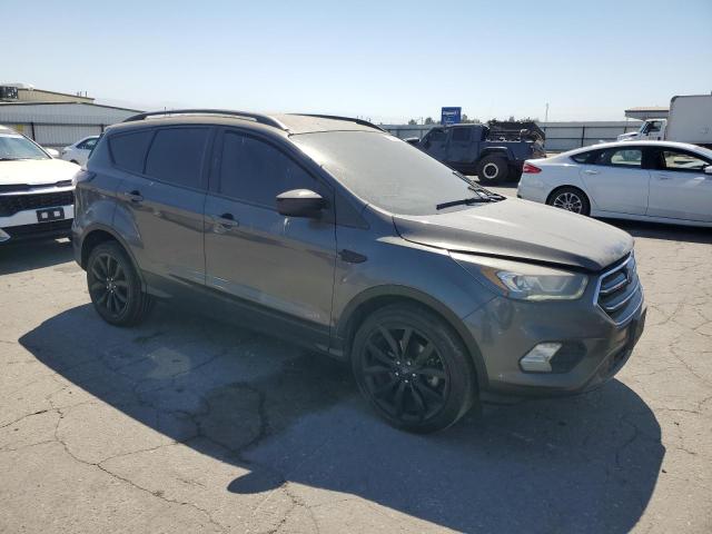 1FMCU0GD1JUA24064 - 2018 FORD ESCAPE SE CHARCOAL photo 4