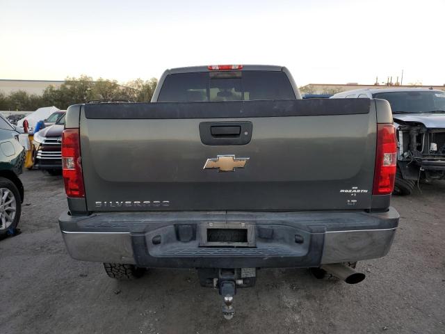 1GC2KXEG2BZ142592 - 2011 CHEVROLET SILVERADO K2500 HEAVY DUTY LT GRAY photo 6