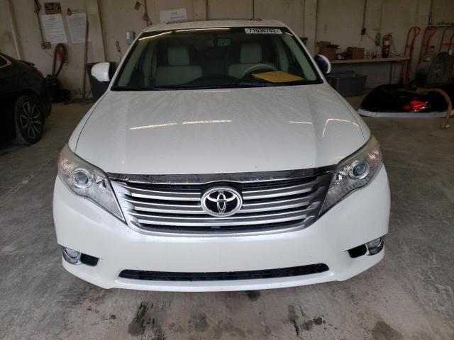 4T1BK3DB4BU390916 - 2011 TOYOTA AVALON BASE 白色 照片 5