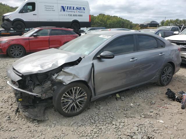 3KPF54AD8PE569572 - 2023 KIA FORTE GT LINE GRAY photo 1