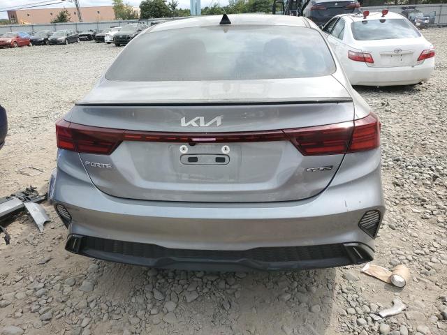 3KPF54AD8PE569572 - 2023 KIA FORTE GT LINE GRAY photo 6