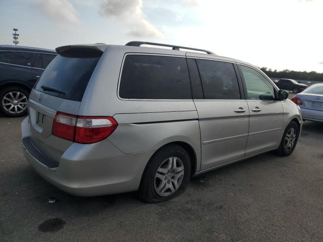 5FNRL38757B424562 - 2007 HONDA ODYSSEY EXL SILVER photo 3