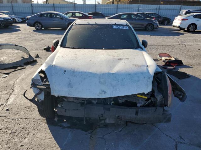 JNKCV54E06M717581 - 2006 INFINITI G35 WHITE photo 5