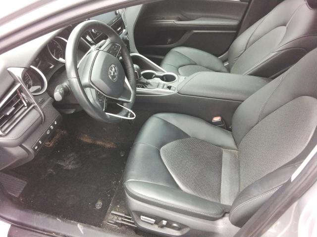 4T1F11BK6PU076655 - 2023 TOYOTA CAMRY XLE فضي صورة 7