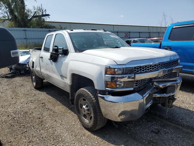 2GC2KREG8K1212147 - 2019 CHEVROLET SILVERADO K2500 HEAVY DUTY WHITE photo 4