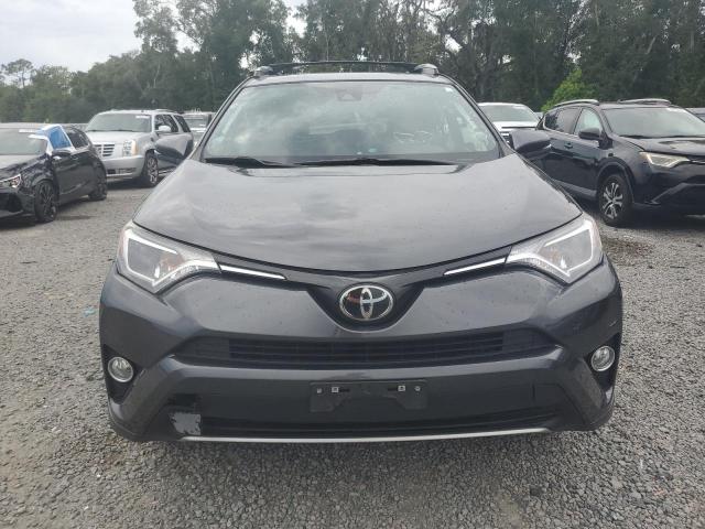 JTMRFREVXHJ149245 - 2017 TOYOTA RAV4 XLE GRAY photo 5
