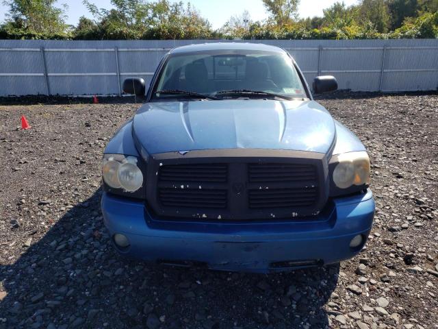 1D7HW42N95S204976 - 2005 DODGE DAKOTA SLT BLUE photo 5