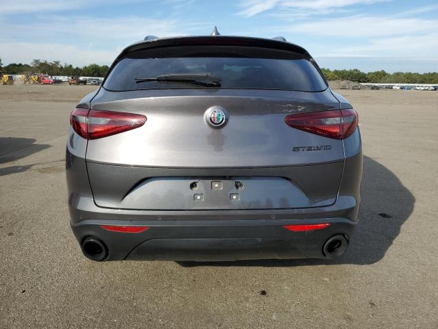 ZASPAJAN2L7C76419 - 2020 ALFA ROMEO STELVIO GRAY photo 6