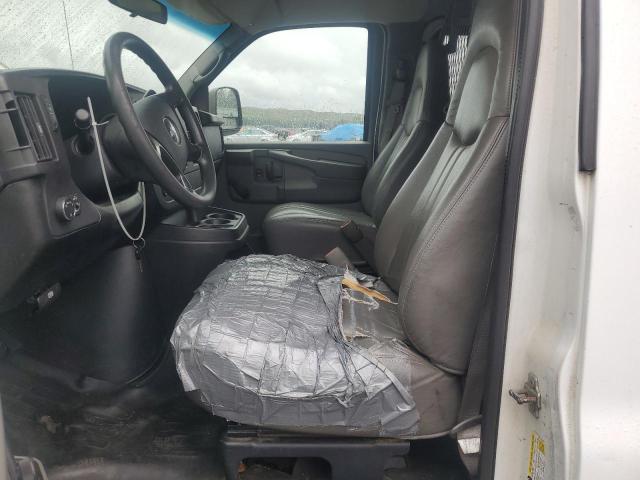 1GCGG29C781129961 - 2008 CHEVROLET EXPRESS WHITE photo 7