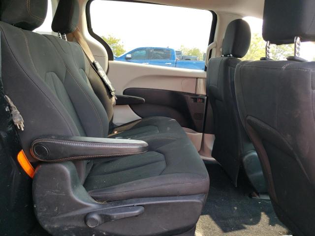 2C4RC1AG0JR274984 - 2018 CHRYSLER PACIFICA L BLACK photo 11