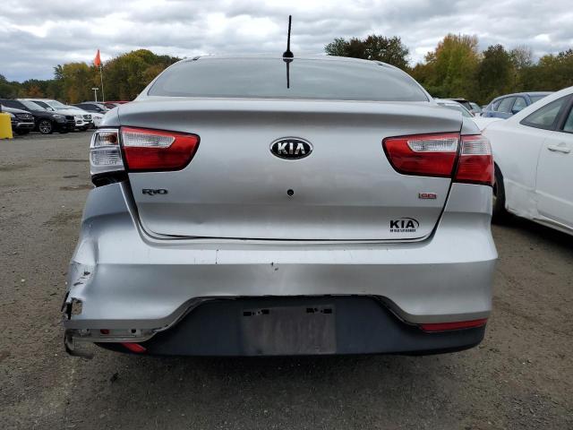 KNADM4A37G6688105 - 2016 KIA RIO LX SILVER photo 6