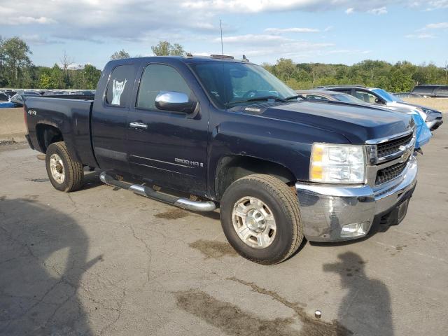 1GCHK29K38E175855 - 2008 CHEVROLET SILVERADO K2500 HEAVY DUTY BLUE photo 4