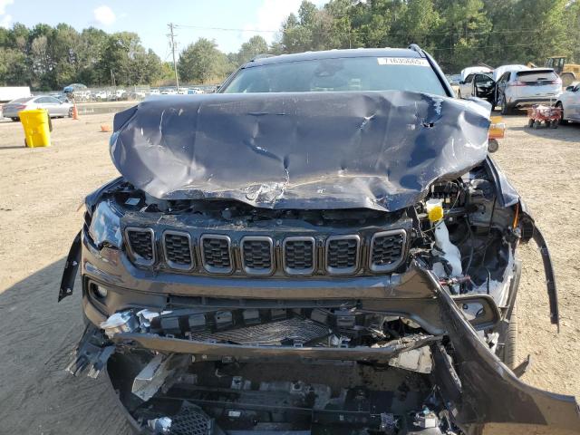 3C4NJDBN2RT120997 - 2024 JEEP COMPASS LATITUDE 石墨色 照片 5