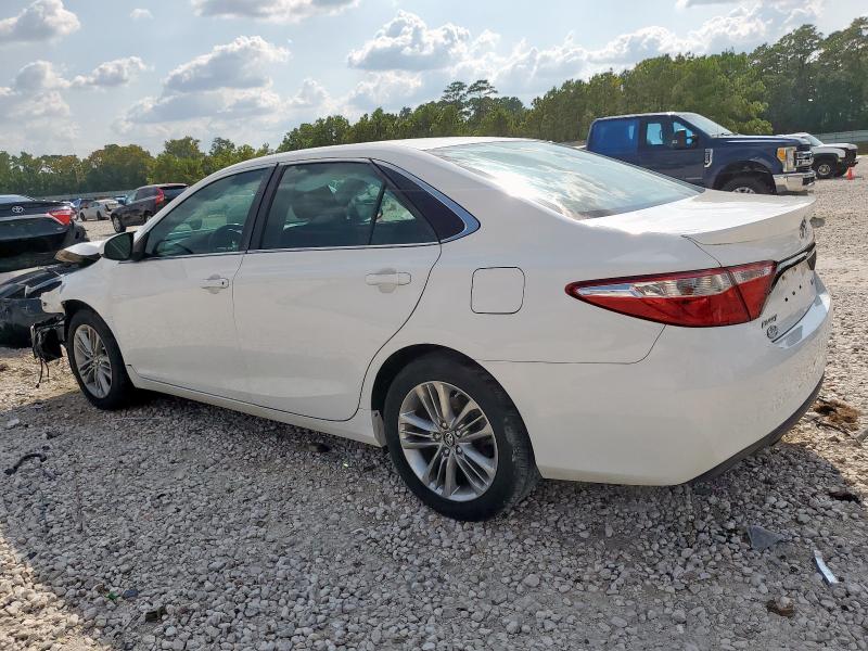 4T1BF1FK8HU271992 - 2017 TOYOTA CAMRY LE 白色 照片 2