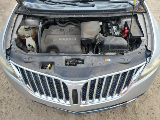 2LMDJ6JK3CBL02659 - 2012 LINCOLN MKX SILVER photo 12