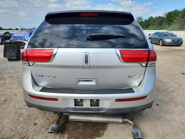 2LMDJ6JK3CBL02659 - 2012 LINCOLN MKX SILVER photo 6