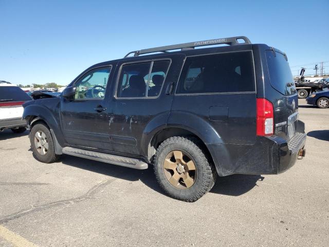 5N1AR18U25C790362 - 2005 NISSAN PATHFINDER LE 黑色 照片 2