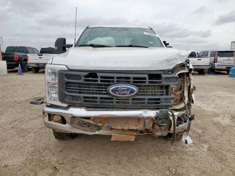 1FT7W2BA8PEC03939 - 2023 FORD F250 SUPER DUTY WHITE photo 5