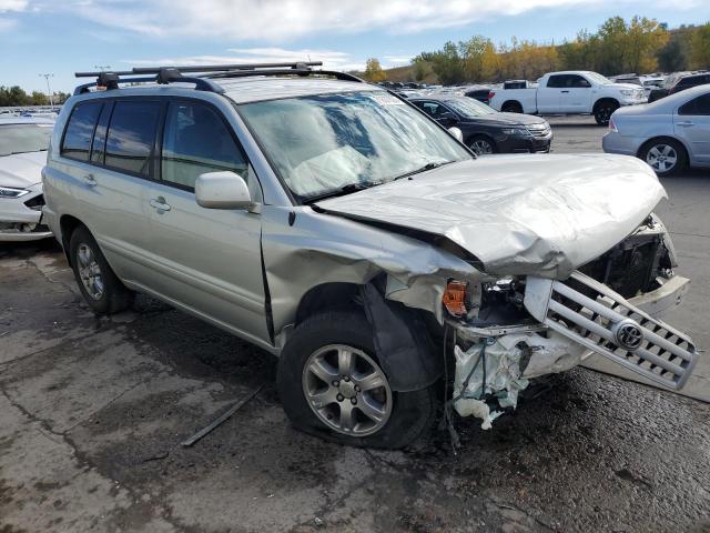 JTEEP21A540064461 - 2004 TOYOTA HIGHLANDER SILVER photo 4