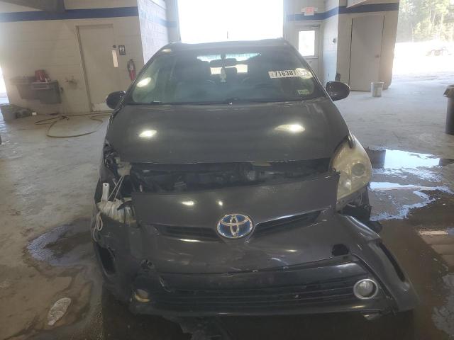 JTDKN3DU7D5582986 - 2013 TOYOTA PRIUS ნაცრისფერი ფოტო 5