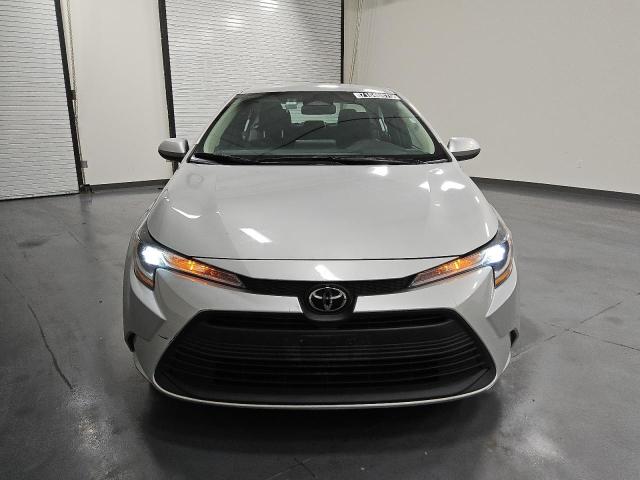 5YFB4MDE9PP057694 - 2023 TOYOTA COROLLA LE Күміс фото 5