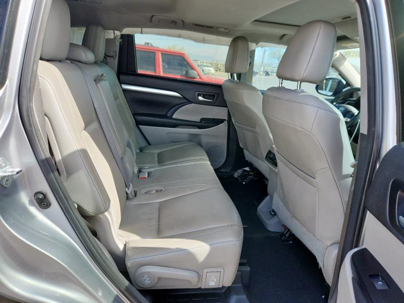 5TDKKRFH4GS503087 - 2016 TOYOTA HIGHLANDER XLE ვერცხლისფერი ფოტო 10