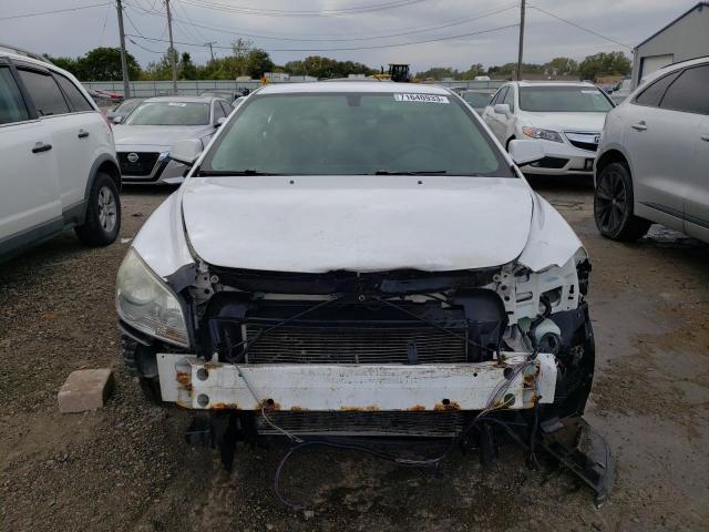 1G1ZH57B89F118109 - 2009 CHEVROLET MALIBU 1LT WHITE photo 5