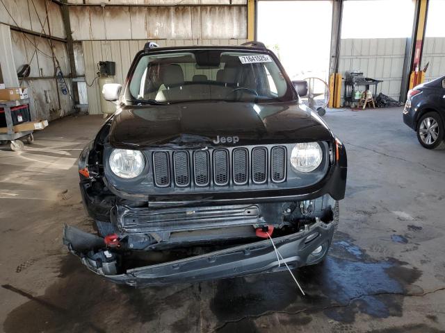 ZACCJBCB0HPE63250 - 2017 JEEP RENEGADE TRAILHAWK BLACK photo 5