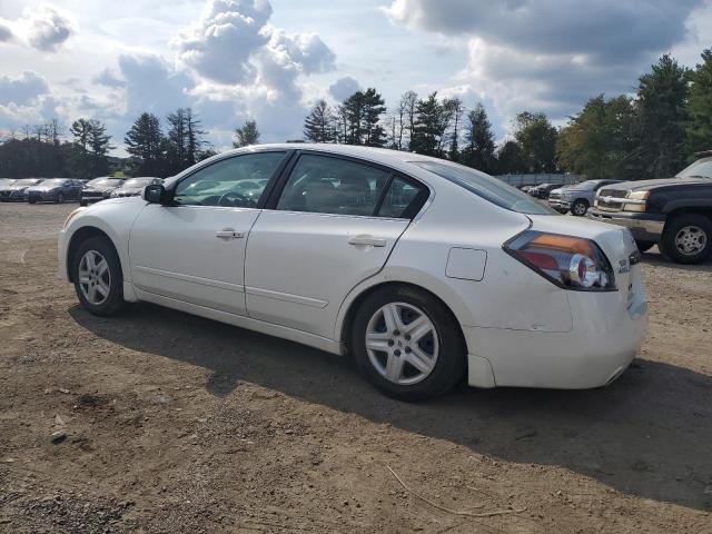 1N4AL2AP6AN529983 - 2010 NISSAN ALTIMA BASE WHITE photo 2