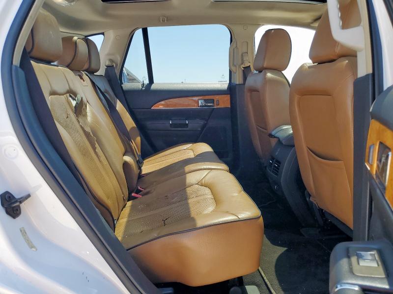 2LMDJ6JK1DBL15976 - 2013 LINCOLN MKX WHITE photo 11