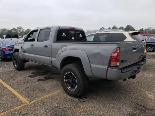 5TEMU52N06Z158715 - 2006 TOYOTA TACOMA DOUBLE CAB LONG BED GRAY photo 2