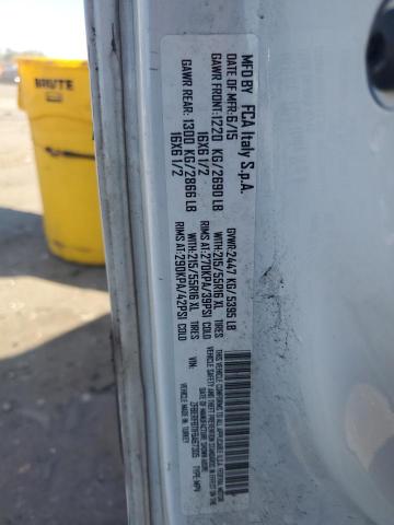 ZFBERFBT1F6A67305 - 2015 RAM PROMASTER SLT 白色 照片 13