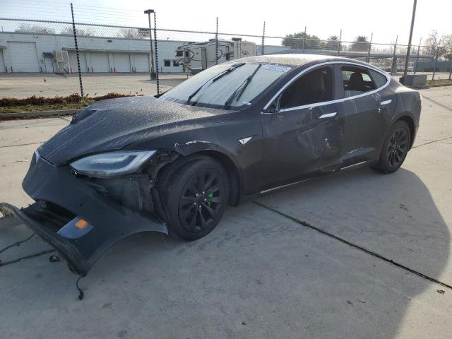 5YJSA1E16GF149232 - 2016 TESLA MODEL S Սև լուսանկար 1