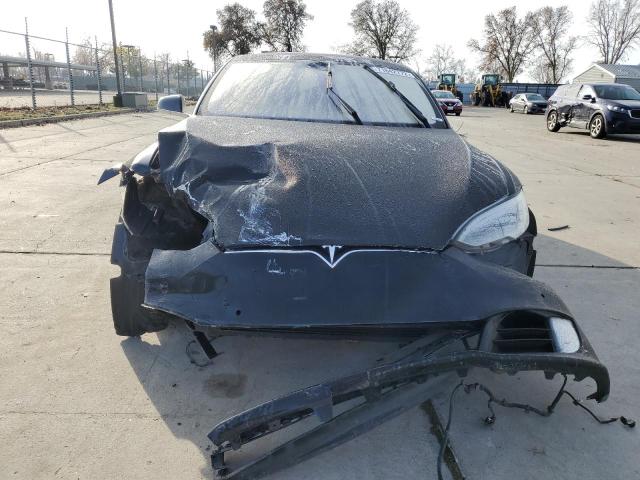 5YJSA1E16GF149232 - 2016 TESLA MODEL S Սև լուսանկար 5