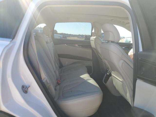 2LMPJ8LR5HBL29646 - 2017 LINCOLN MKX RESERVE أبيض صورة 11