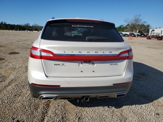 2LMPJ8LR5HBL29646 - 2017 LINCOLN MKX RESERVE أبيض صورة 6